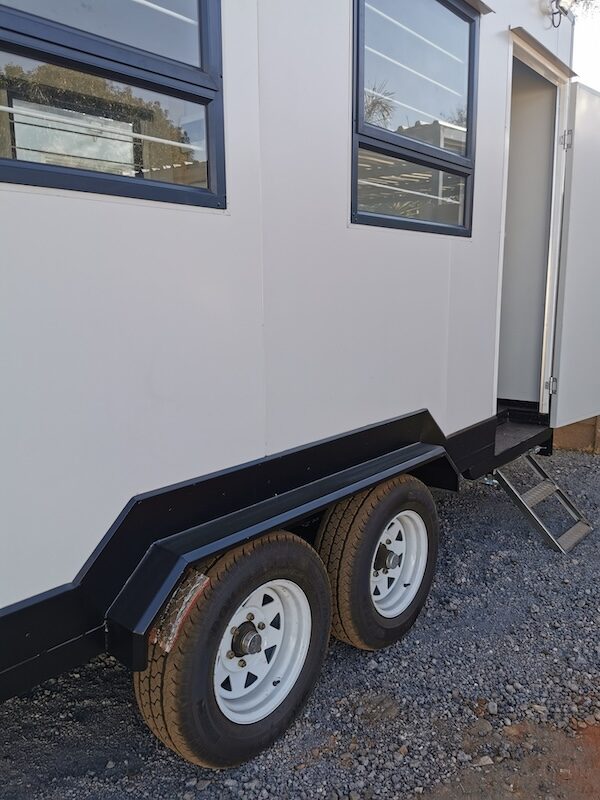 Mobile field service trailer manufacturing